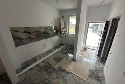 Casă cu 4 camere cu Canalizare în Dobroești - 9