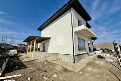 Casă cu 4 camere în Miroslava