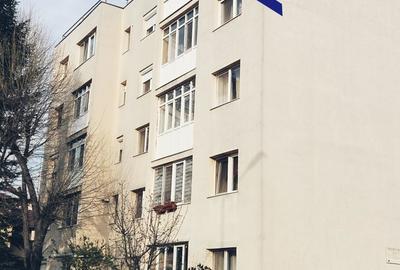 Apartament cu 3 camere semidecomandat în Central - 6