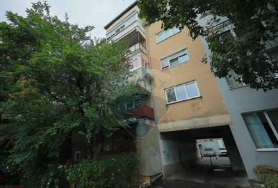 Apartament cu 2 camere de Vanzare, Etaj 1, zona Io?ia - 14