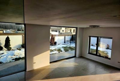 Casă individuală cu 5 camere cu Canalizare în Voluntari - 2