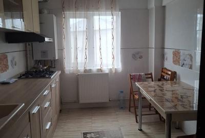 Apartament cu 3 camere decomandat în Marghiloman - 4