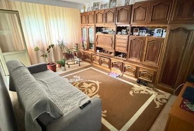 Apartament 3 camere decomandat zona DACIA