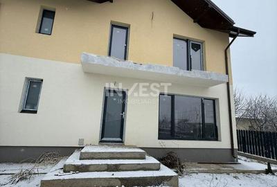 Casă cu 4 camere decomandat cu Canalizare în Popas Păcurari - 8