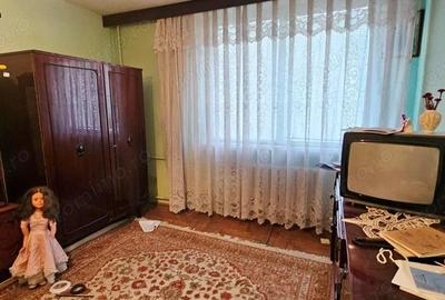 Apartament 2 camere decomandate, cu boxa, cartier Precista, zona Scoala nr.10 - 2