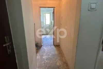 Apartament cu 3 camere semidecomandat în Teiul Doamnei - 4