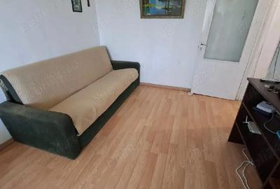 Apartament cu 3 camere semidecomandat în Central - 4