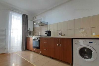 Apartament cu 2 camere decomandat în Central - 2