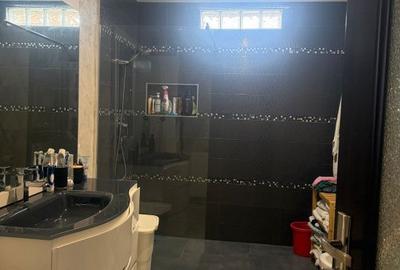 Casă cu 3 camere cu Teren 280 Mp în Central - 15