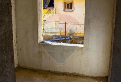 Casă cu 4 camere cu Teren 972 Mp în Merișor - 13