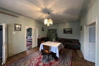 Casă cu 4 camere cu Teren 1266 Mp în Strejnicu - 7