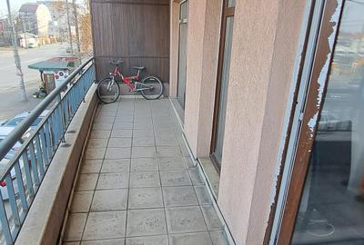 APARTAMENT 3 CAMERE - SUPRAFATA GENEROASA - 44