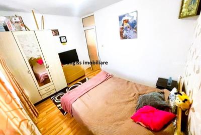 Apartament cu 3 camere în C5 - 8