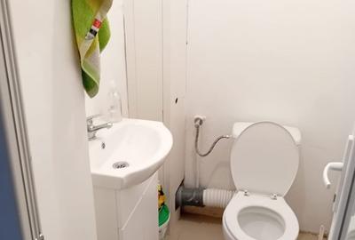 Apartament cu 3 camere decomandat în Central - 4