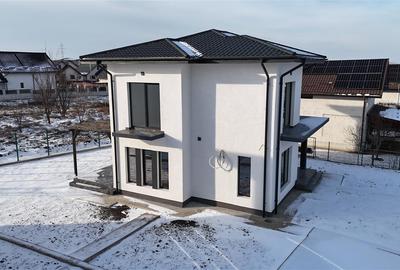 Casă individuală cu 4 camere cu Canalizare în Miroslava - 3