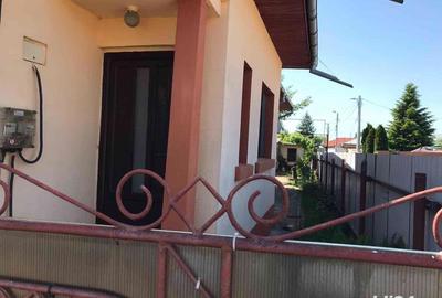 Casă cu 3 camere cu Teren 180 Mp în Central - 5