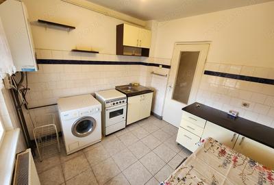 Apartament cu 3 camere decomandat în Bălcescu - 2