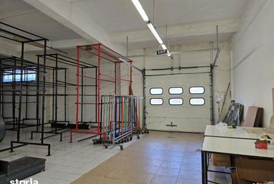 Spațiu comercial, de 1,800 mp, în Central - 3