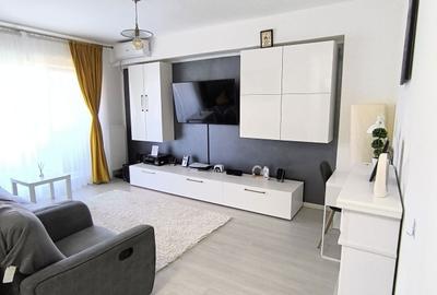 Apartament cu 3 camere decomandat în Central - 1