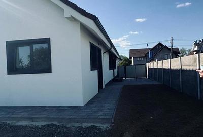 Casă cu 3 camere cu Teren 508 Mp în Sânmihaiu Român - 1