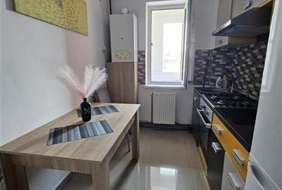 Apartament cu 2 camere decomandat, mobilat în Central - 1