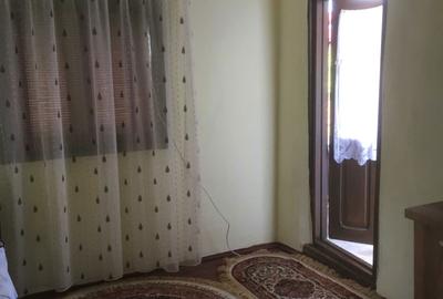 Casă cu 3 camere în Mărașu - 4