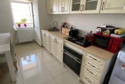 Apartament cu 3 camere decomandat în Central - 6