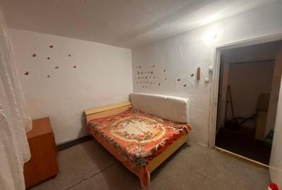 Apartament cu 2 camere semidecomandat, mobilat în Calea Moldovei