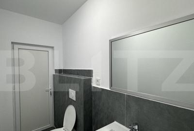 Spațiu comercial, de 75 mp, în Central - 14