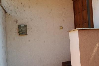 Casă individuală cu 5 camere cu Teren 250 Mp în Vest - 10