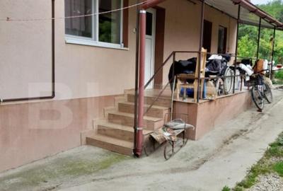 Casa individuala cu 2 camere de vanzare, Zona Ocna Mures - 2