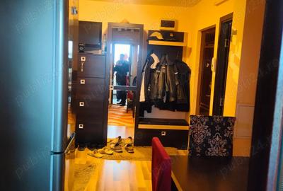 Vand apartament cu 3 camere et1 din4 zalau stadion - 1