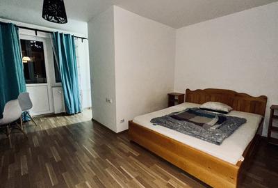 Garsoniera spatioasa, balcon, aproape de metrou, zona Nicolae Grigorescu Garsoniera spatioasa, balcon, aproape de metrou, zona Nicolae Grigorescu - 1