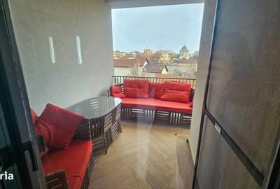 Apartament cu 3 camere în Central - 1