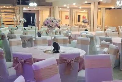 Spațiu comercial, de 1,600 mp, în Central - 15