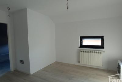 VILA de LUX in Burdujeni - 17