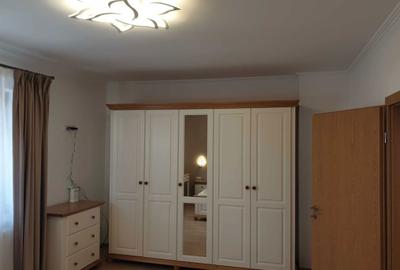 Apartament cu 3 camere decomandat, mobilat în Sub Arini - 4