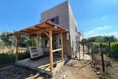 Casă cu 2 camere cu Teren 300 Mp în Central - 7