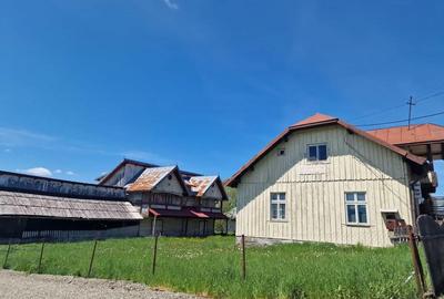 Casă cu 6 camere în Dorna Candrenilor - 2