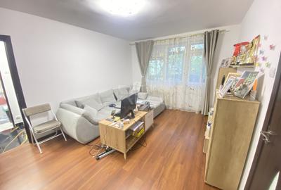 Apartament cu 2 camere semidecomandat, mobilat în Brâncoveanu
