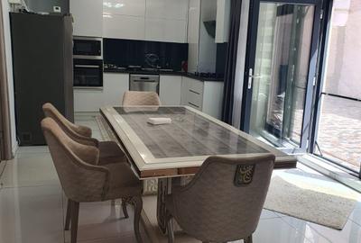 Tomis 2-casa 4 camere decomandate - 4