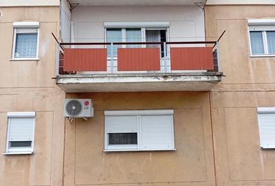 Apartament cu 3 camere semidecomandat în Central - 2