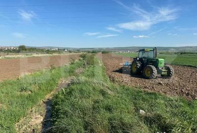 Teren de 2845 mp, în Cetate