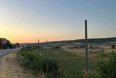 Teren de 2800 mp, în Central - 3