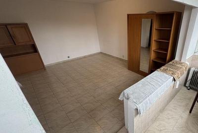 Garsoniera zona Inel 2 - 4