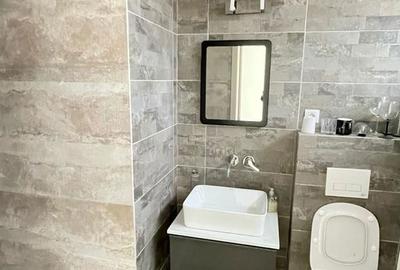 Casă cu 6 camere cu Teren 200 Mp în Central - 11