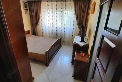 Apartament cu 3 camere decomandat în Central - 3