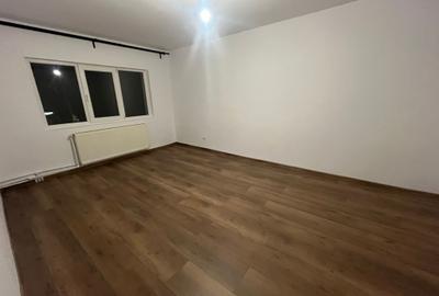 Apartament 3 camere etaj 1 - Inspectoratul Scolar - 69 mp - 13
