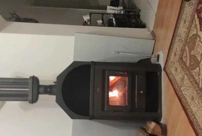 Casă cu 2 camere în Central