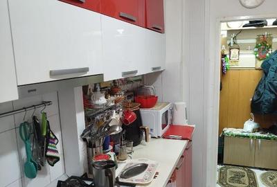 Apartament cu 2 camere, decomandat - zona Noua - 7